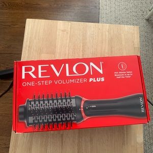Revlon one step volumizer plus